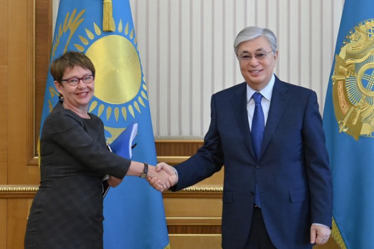 2021_09_22_Kazakh_President_Kassym-Jomart-Tokayev_with_Odile_Renaud-Basso_EBRD_1.jpg
