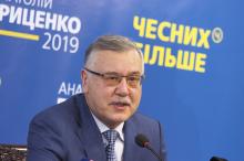 Анатолий Гриценко: Министерството на отбраната потвърди, че „народният кмет“ на Горловка е украински разузнавач. Защо направиха това ? За да научи врагът и да си отмъсти?
