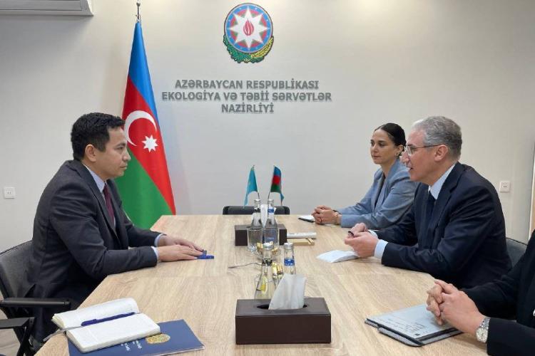 2024_02_26_Alim_Bayel-Muhtar_Babayev_Kazakhstan congratulates Azerbaijan on its chairmanship in COP29.jpg