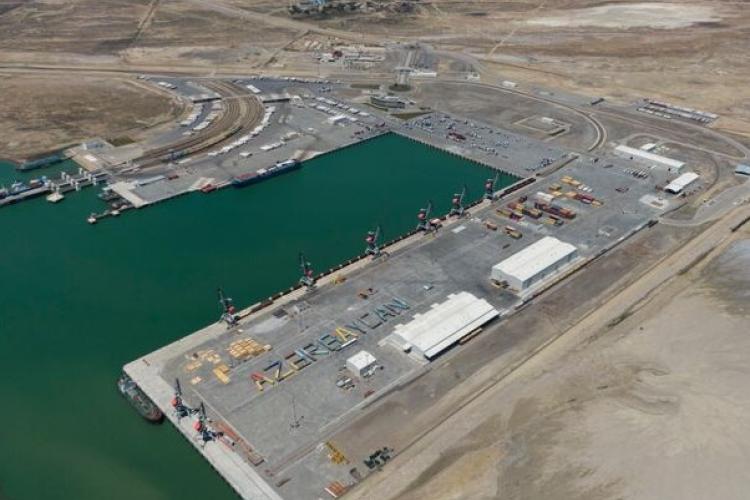 Kazakhstan eyes to build terminal in Azerbaijan's Alat port