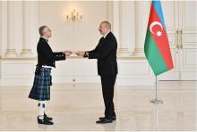000_2023_02_05_Fergus Auld_i_Ilham_Aliyev.jpg